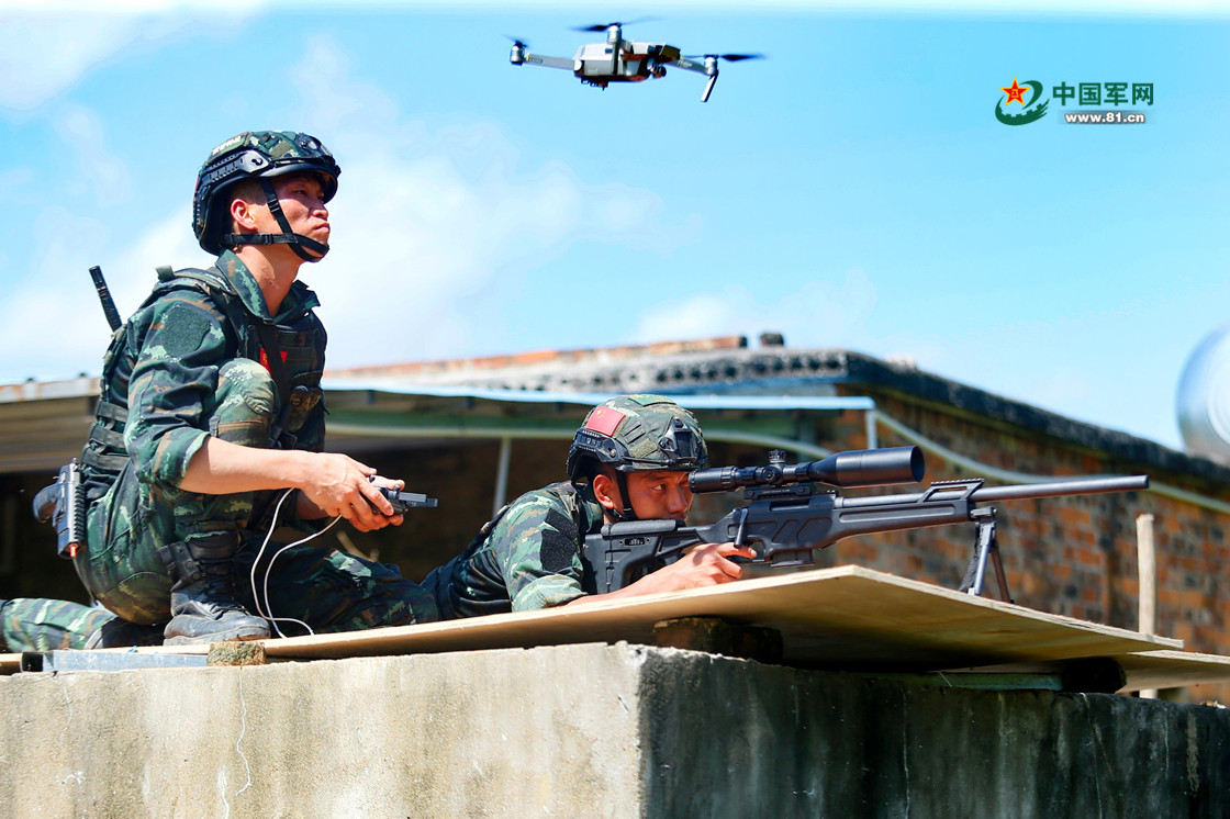 远距离狙击.高晨宇 摄