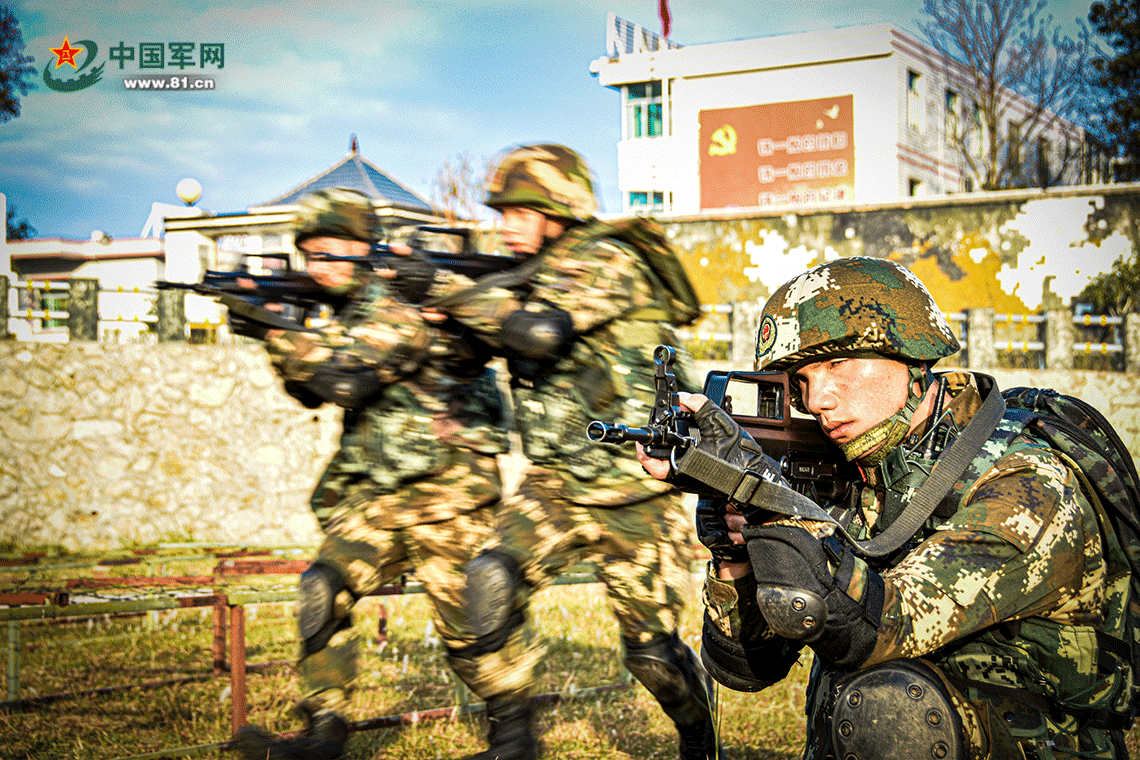 这个指导员有绝活儿