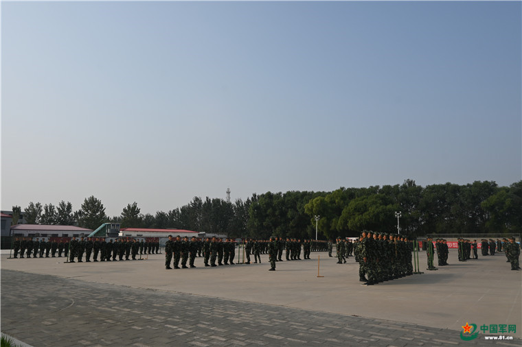 新训生活的一天,他们这样度过!