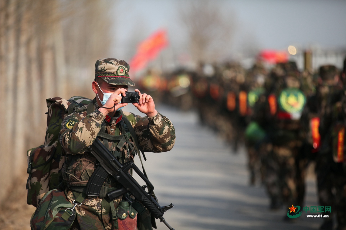 开训!武警第一机动总队某支队展开实战化长途野营拉练