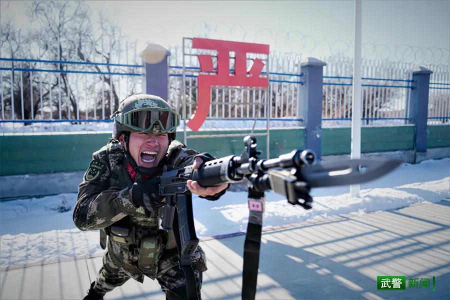 阳春三月,砥砺精兵正当时 - 中国军网