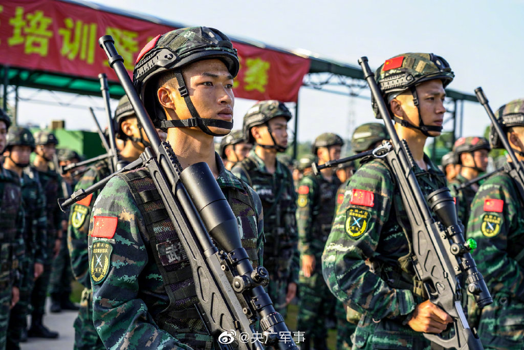 燃!武警广东总队狙击精兵比武鏖战正酣
