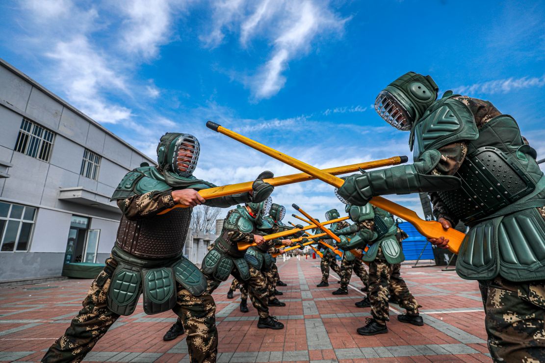 杀杀杀刺杀对抗磨炼官兵血性虎气