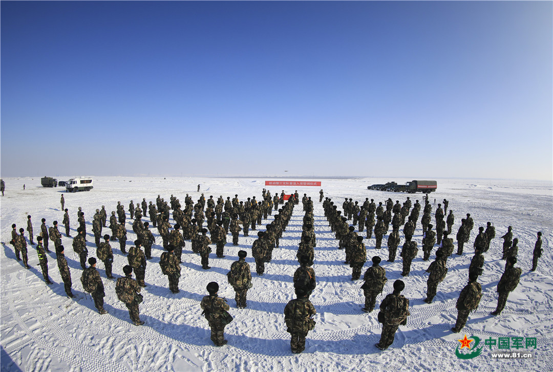 开训!武警新疆总队这样进行对抗性训练