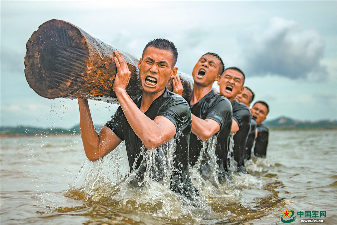 余海洋/摄影 谭志伟/撰文苦练出精兵