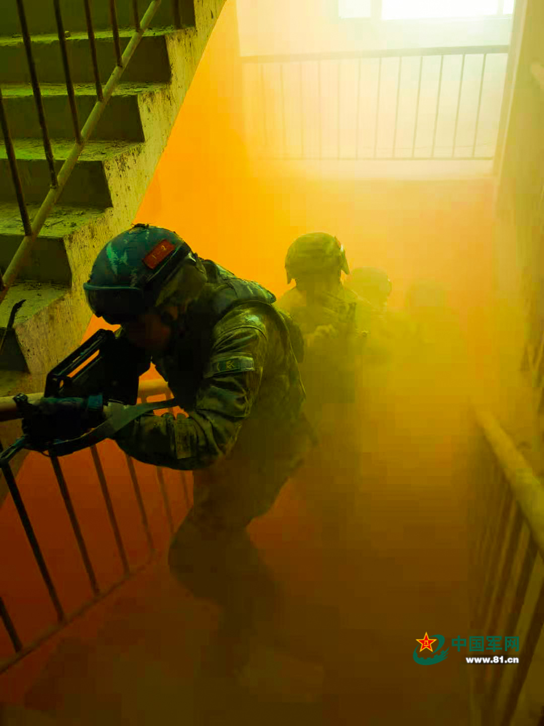 大片既视感,这场城市反恐演练惊心动魄