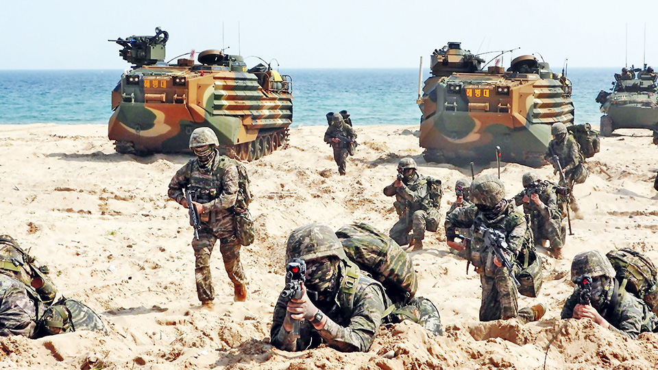 海军特战部队建设日本发布防卫政策简明手册以军空袭黎巴嫩南部哈马斯