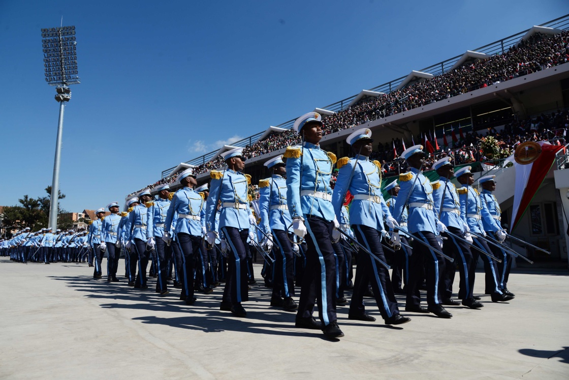 当日,马达加斯加举行国庆日阅兵活动,庆祝独立63周年.