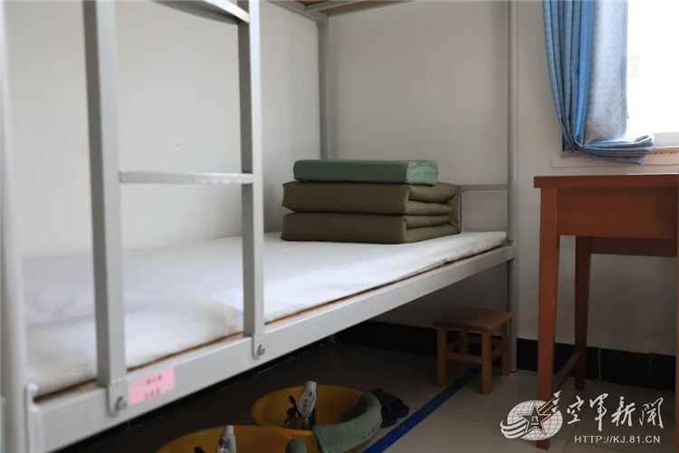 阳春三月,空军"孔雀蓝"开训!