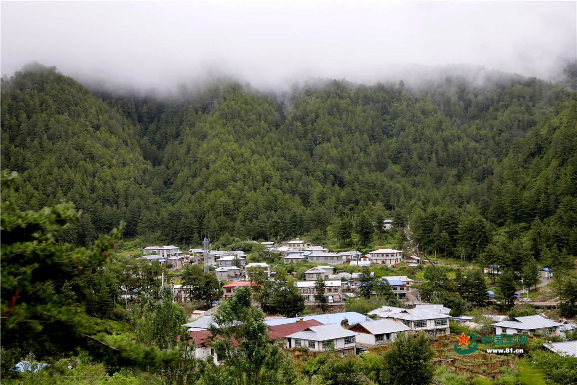 【新时代国门行】乃堆拉:"风雪山口"迎来历史机遇 - 中国军网
