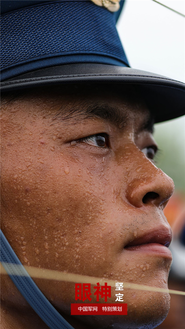 阅兵训练名场面丨高清手机壁纸,总有一款帅到你 - 中国军网