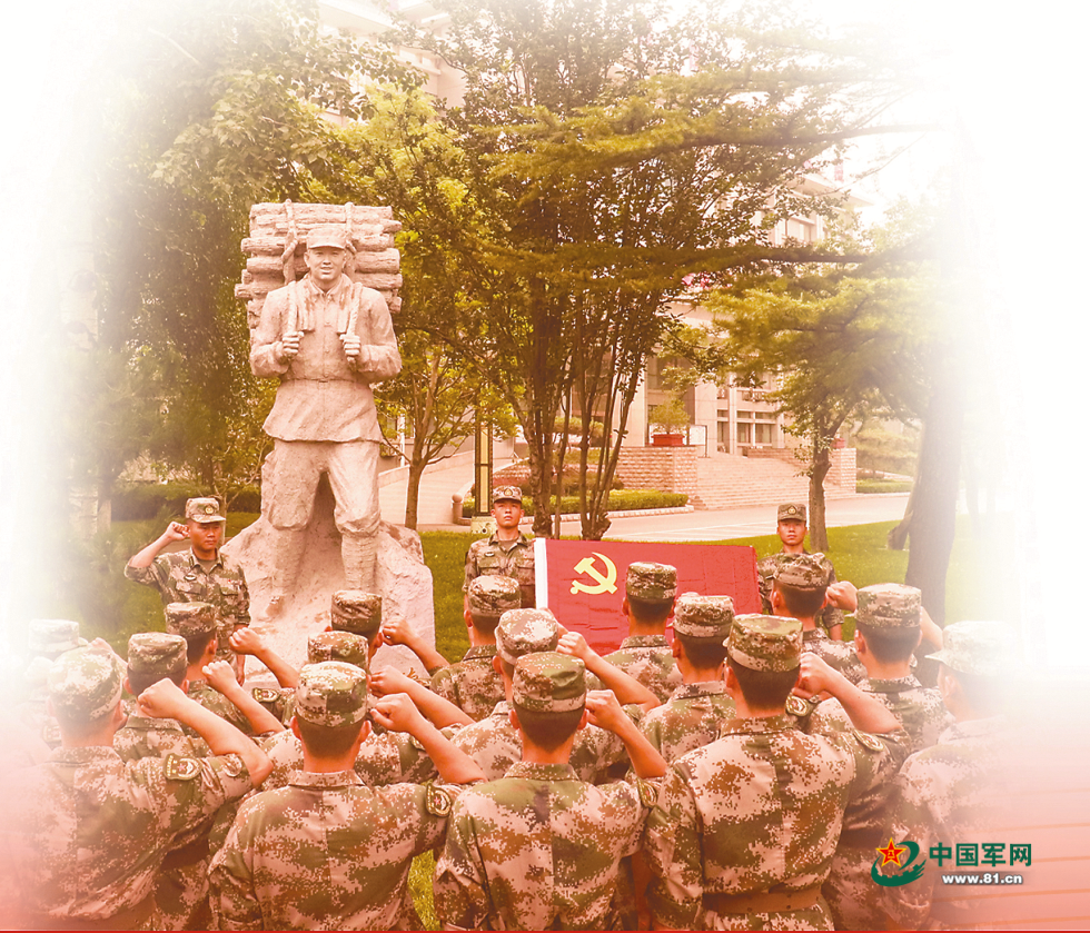 中国共产党人的精神谱系·张思德精神丨将人民利益举过头顶 - 中国军