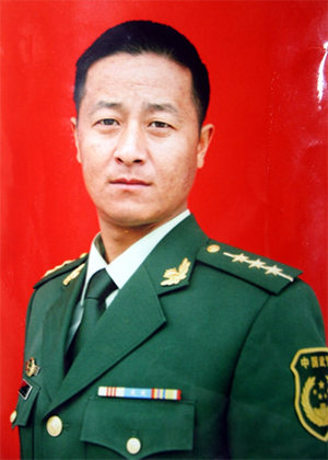 万金刚:献身使命的忠诚卫士