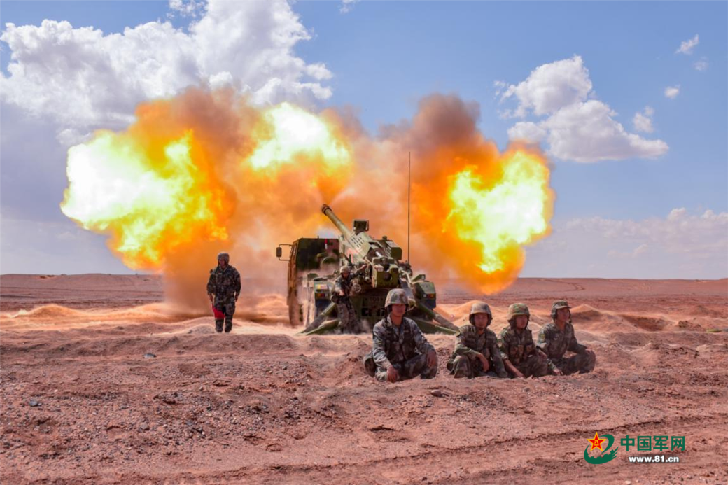 战神怒吼!炮兵实弹射击亮剑大漠