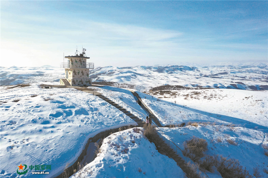 风雪边关,家国情深两依依 - 中国军网