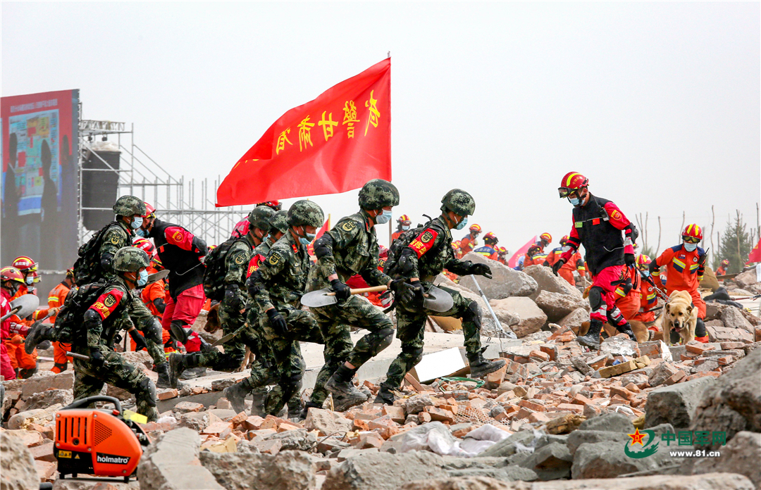 直击丨武警甘肃总队官兵参加应急使命2022抗震救灾演习