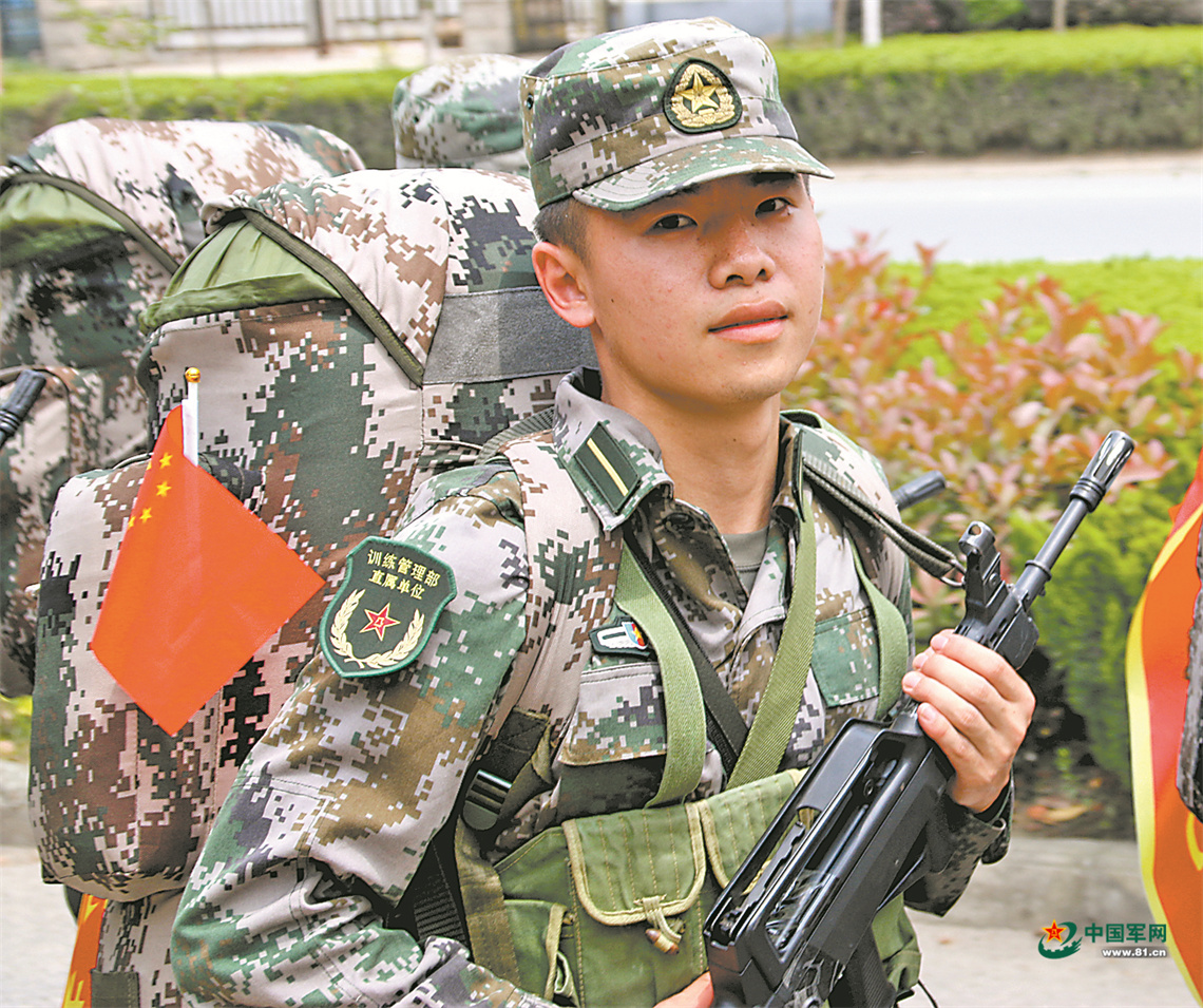 超越自我!听听他成长为"海空雄鹰"逐梦高飞的故事