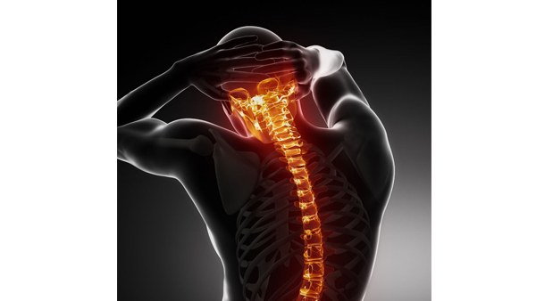 而后背又是悬空的,只剩下肩部和臀部做受力点,腰椎和颈椎处于折角状态