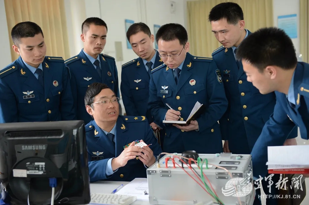 空军工程大学:以新时代军事教育方针领航转型发展